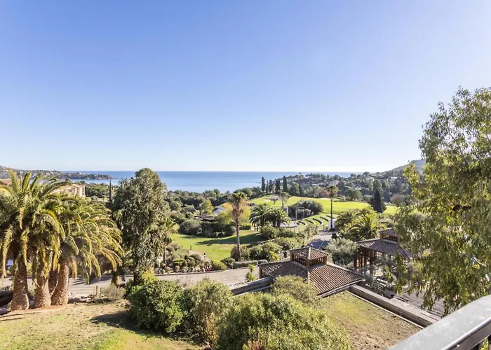 Apartment Le Village De Cap Esterel - Maeva - 3 Pieces 6 Personnes - Budget Mae-5941 Saint-Raphaël